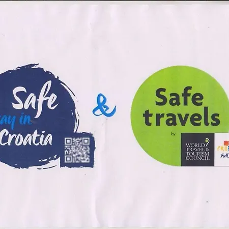 Дом отдыха In Pore With Swimming Pool Пореч