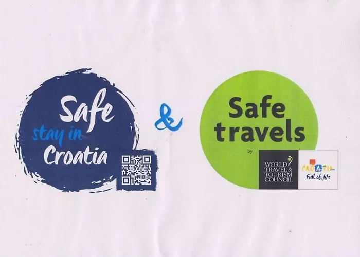 Дом отдыха In Pore With Swimming Pool Пореч