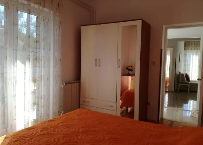 In Pore With Swimming Pool * Пореч