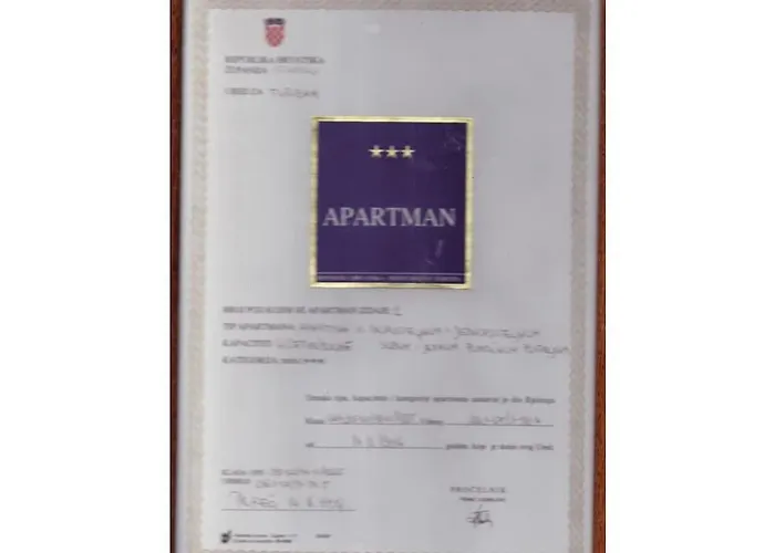 In Pore With Swimming Pool Пореч