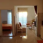 In Pore With Swimming Pool * ポレッチ
