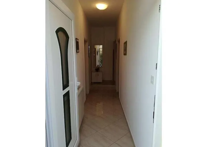 In Pore With Swimming Pool * Poreč